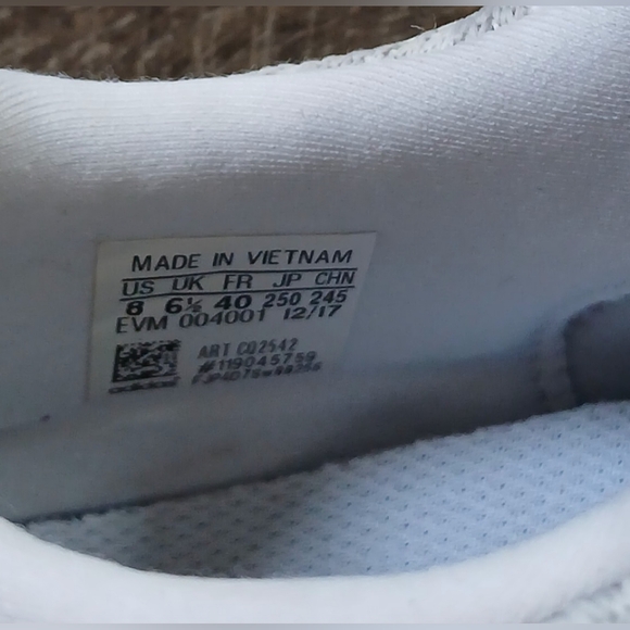 ADIDAS PROPHERE Running Shoes. Size 8 - Picture 8 of 8